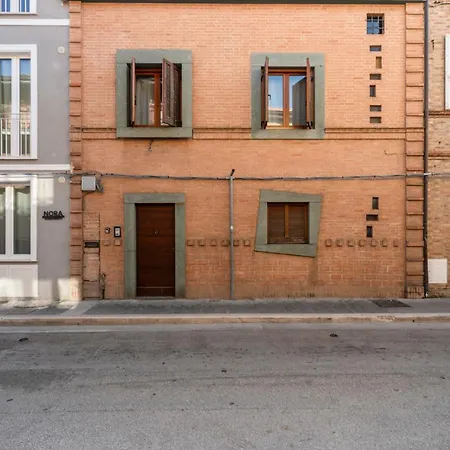 Chic Garden House Private Parking Apartamento