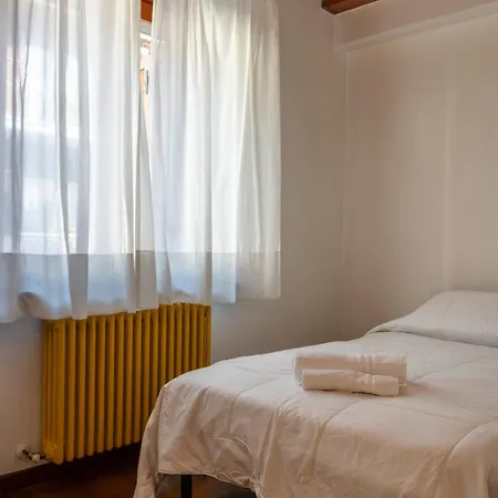 Chic Garden House Private Parking Apartamento *