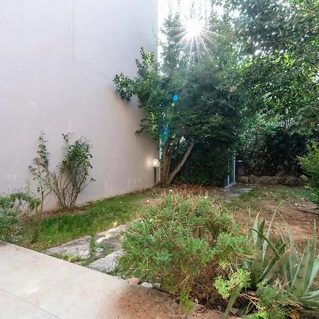 Apartman Chic Garden House Private Parking *