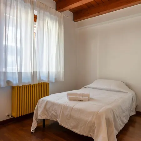 Apartamento Chic Garden House Private Parking